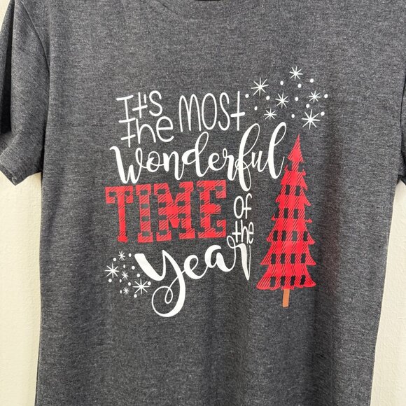 Christmas Graphic T-Shirt Charcoal Gray With Red Plaid Tree Print Size S - Picture 2 of 9